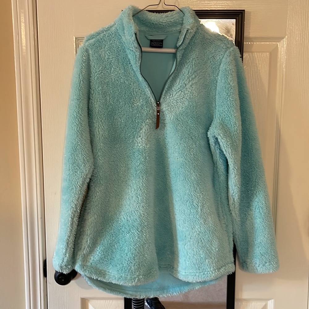 Charles River brand Newport fleece 1/4 zip fleece